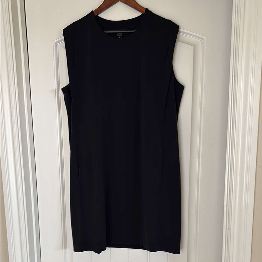 Athleta Black Sleeveless Sheath Dress